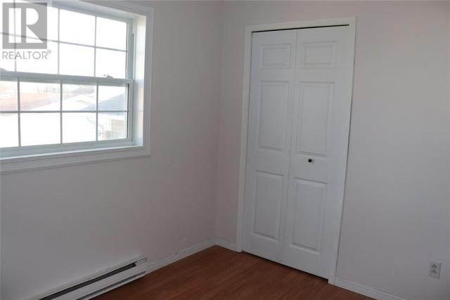 5 West Street, Home with 5 bedrooms, 1 bathrooms and null parking in Stephenville NL | Image 18