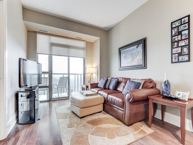 1004 - 45 Yorkland Blvd, Condo with 1 bedrooms, 2 bathrooms and 1 parking in Brampton ON | Image 8