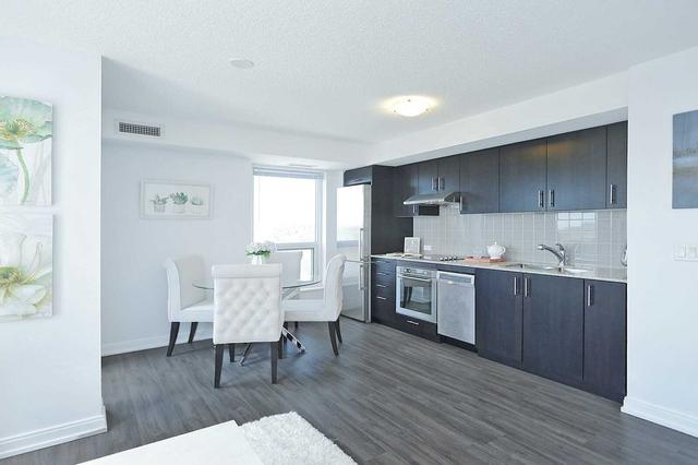 1003 - 255 Village Green Sq, Condo with 2 bedrooms, 2 bathrooms and 1 parking in Toronto ON | Image 3