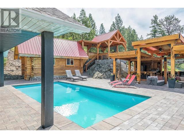 725 Cypress Drive, House detached with 5 bedrooms, 3 bathrooms and 16 parking in Coldstream BC | Image 32