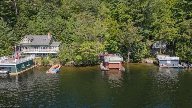 1040 Oak Street, House detached with 3 bedrooms, 1 bathrooms and 4 parking in Muskoka Lakes ON | Image 9
