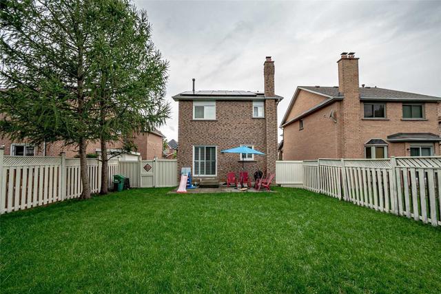 2860 Tradewind Dr, House detached with 3 bedrooms, 4 bathrooms and 6 parking in Mississauga ON | Image 30