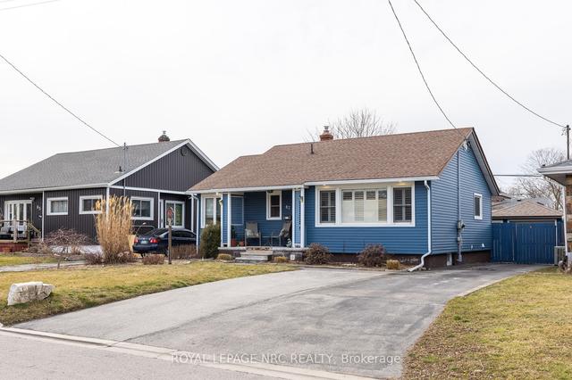 87 Margery Ave, House detached with 2 bedrooms, 2 bathrooms and 5 parking in St. Catharines ON | Image 23