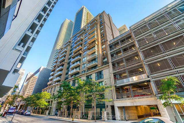 809 - 35 Hayden St, Condo with 1 bedrooms, 1 bathrooms and 1 parking in Toronto ON | Image 12