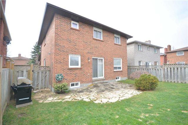 104 Sterling Cres, House detached with 4 bedrooms, 4 bathrooms and 2 parking in Vaughan ON | Image 20