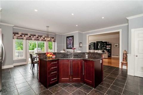 1605 Wedgewood Dr, House detached with 3 bedrooms, 5 bathrooms and 14 parking in Wasaga Beach ON | Image 4