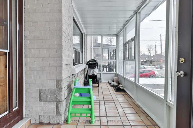 109 Bowie Ave, House detached with 2 bedrooms, 2 bathrooms and 1 parking in Toronto ON | Image 21