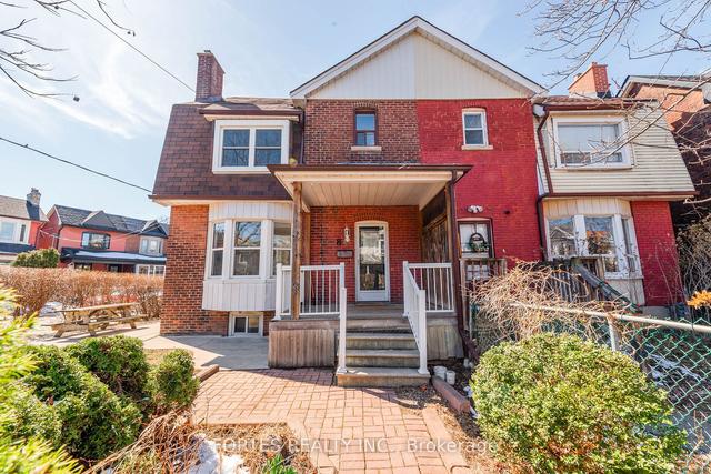 8 Spring Grove Ave, House semidetached with 3 bedrooms, 3 bathrooms and 1 parking in Toronto ON | Image 1