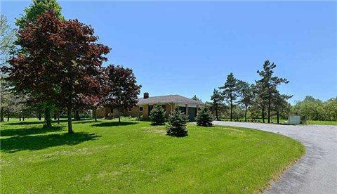 13044 Ninth Line N, House detached with 5 bedrooms, 4 bathrooms and 12 parking in Whitchurch Stouffville ON | Image 2