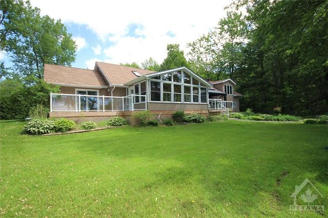 1399 Guigue Road, House detached with 4 bedrooms, 3 bathrooms and 8 parking in Central Frontenac ON | Image 29