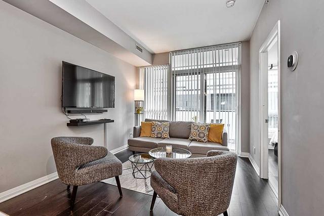 421 - 8 Mercer St, Condo with 1 bedrooms, 1 bathrooms and 0 parking in Toronto ON | Image 2