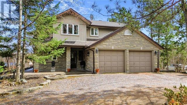 5286 Pine Hill Road, House detached with 4 bedrooms, 3 bathrooms and null parking in Greater Sudbury ON | Image 1