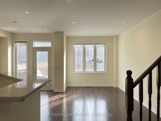242 Southdown Ave, House attached with 3 bedrooms, 3 bathrooms and 4 parking in Vaughan ON | Image 25