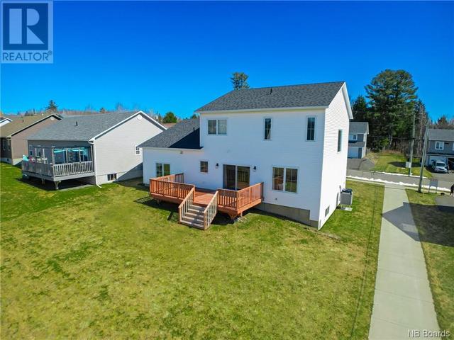 85 Mitchell Wayne Drive, House detached with 5 bedrooms, 2 bathrooms and null parking in Fredericton NB | Image 3