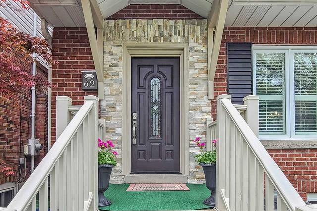 62 Belgrave Ave, House detached with 3 bedrooms, 4 bathrooms and 4 parking in Toronto ON | Image 23