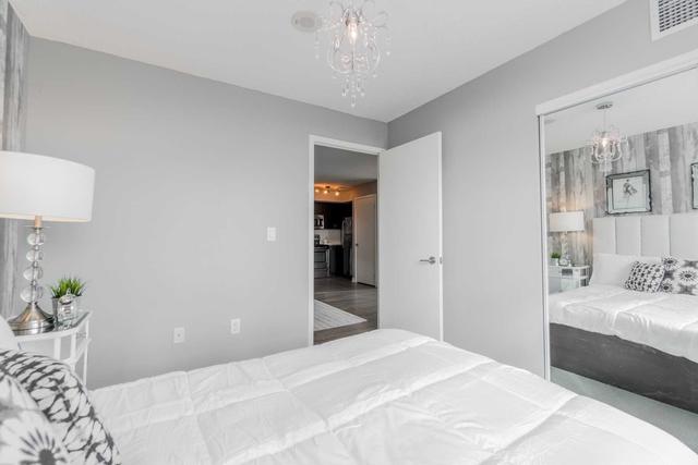 621 - 812 Lansdowne Ave, Condo with 2 bedrooms, 1 bathrooms and 1 parking in Toronto ON | Image 6