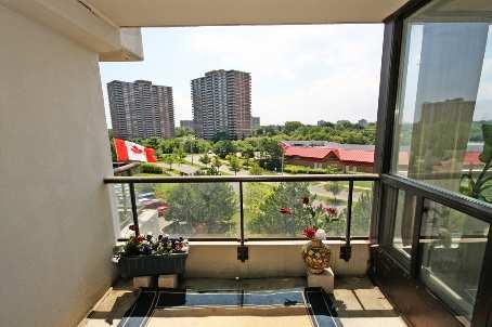 612 - 1 Rowntree Rd, Condo with 2 bedrooms, 2 bathrooms and 1 parking in Toronto ON | Image 8