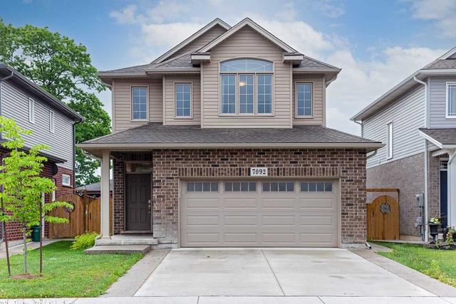 7092 Optimist Lane, House detached with 3 bedrooms, 4 bathrooms and 4 parking in Niagara Falls ON | Image 1