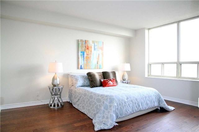 1805 - 195 Wynford Dr, Condo with 2 bedrooms, 2 bathrooms and 1 parking in Toronto ON | Image 3