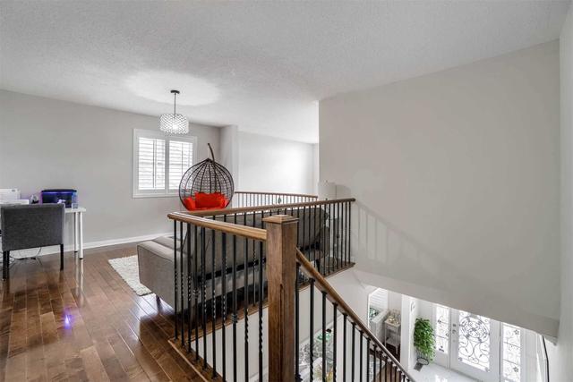 649 Savoline Blvd, House detached with 4 bedrooms, 4 bathrooms and 4 parking in Milton ON | Image 8