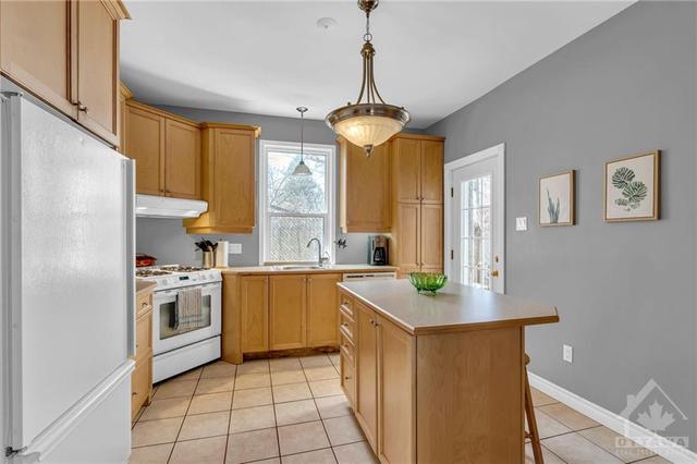 10 Monk Street, Townhouse with 3 bedrooms, 1 bathrooms and null parking in Ottawa ON | Image 9