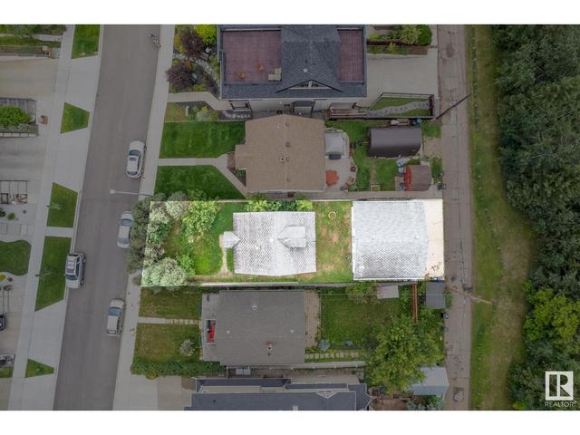 9615 99a St Nw, House detached with 2 bedrooms, 1 bathrooms and null parking in Edmonton AB | Image 4