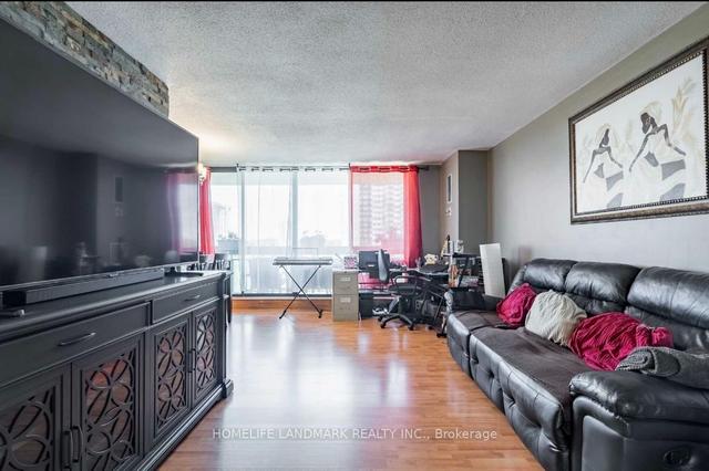 1402 - 177 Linus Rd E, Condo with 2 bedrooms, 1 bathrooms and 1 parking in Toronto ON | Image 29