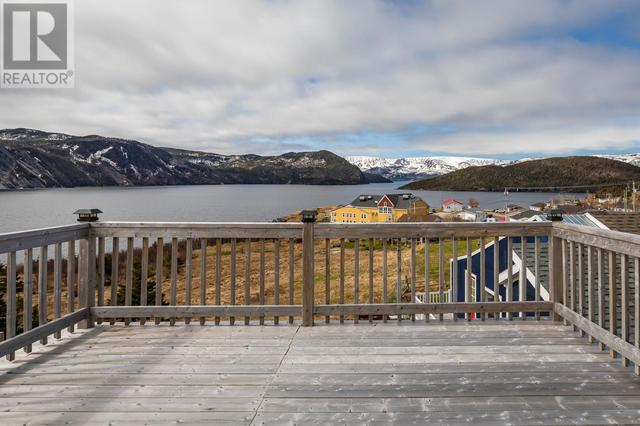 6 Green Garden Road, House detached with 3 bedrooms, 2 bathrooms and null parking in Norris Point NL | Image 3