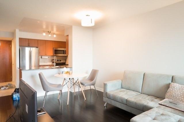 1912 - 35 Bales Ave, Condo with 1 bedrooms, 1 bathrooms and 1 parking in Toronto ON | Image 4