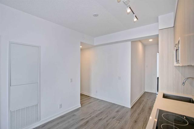 2308 - 20 Tubman Ave E, Condo with 1 bedrooms, 1 bathrooms and 0 parking in Toronto ON | Image 3