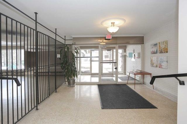 511 - 800 Kennedy Rd, Condo with 2 bedrooms, 1 bathrooms and 1 parking in Toronto ON | Image 24