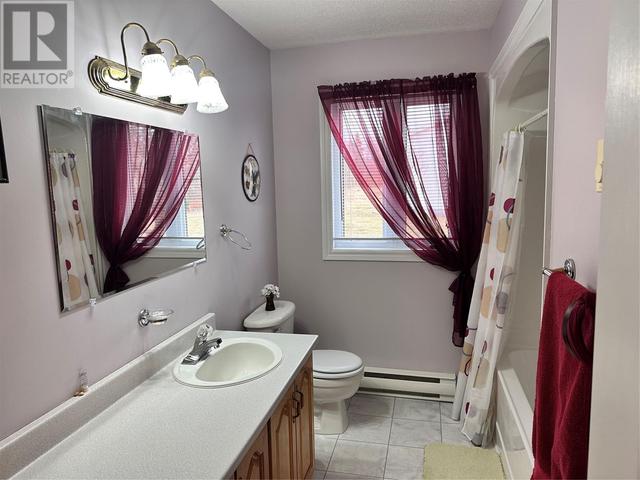 62 Riverside Road E, House detached with 3 bedrooms, 1 bathrooms and null parking in Glovertown NL | Image 21