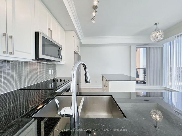 1202a - 9608 Yonge St, Condo with 2 bedrooms, 2 bathrooms and 1 parking in Richmond Hill ON | Image 14
