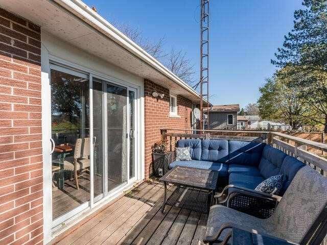 3817 Hwy 2, House detached with 2 bedrooms, 2 bathrooms and 7 parking in Clarington ON | Image 11