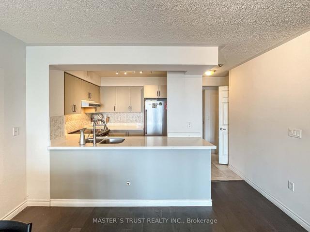 2308 - 909 Bay St, Condo with 2 bedrooms, 2 bathrooms and 1 parking in Toronto ON | Image 12