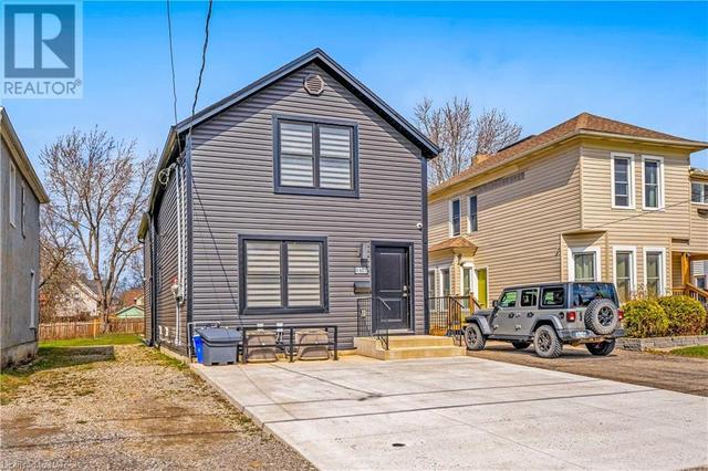4607 Armoury Street, House other with 4 bedrooms, 2 bathrooms and 2 parking in Niagara Falls ON | Image 1