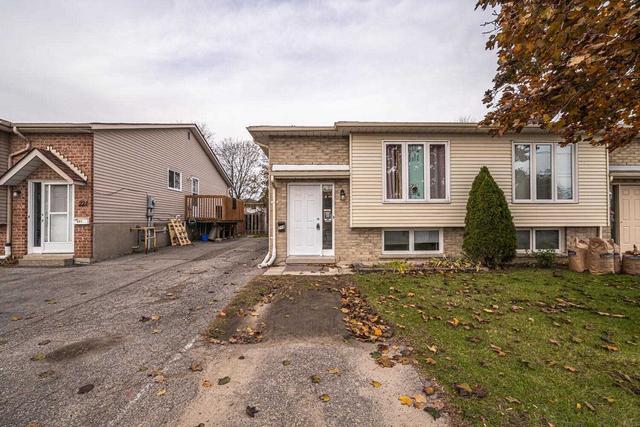 218 Taunton Rd W, House semidetached with 2 bedrooms, 2 bathrooms and 4 parking in Oshawa ON | Image 1