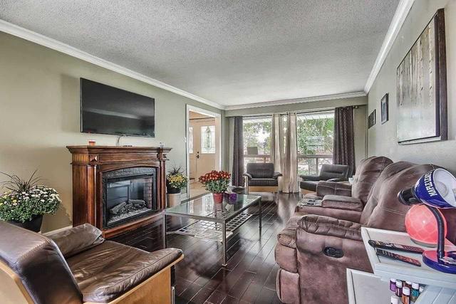 3425 Schomberg Ave, House detached with 4 bedrooms, 3 bathrooms and 10 parking in Mississauga ON | Image 6