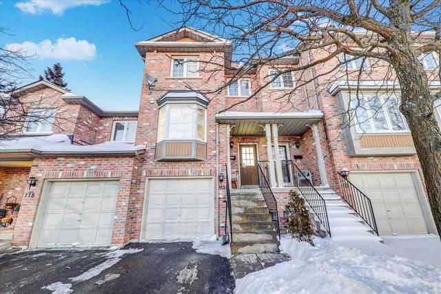 113 Rougehaven Way, Townhouse with 3 bedrooms, 2 bathrooms and 2 parking in Markham ON | Image 1