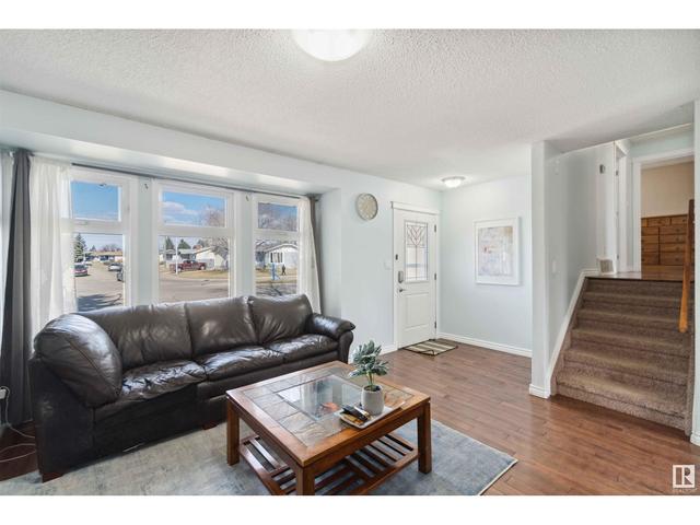 4635 44 Av, House detached with 5 bedrooms, 2 bathrooms and null parking in Gibbons AB | Image 22
