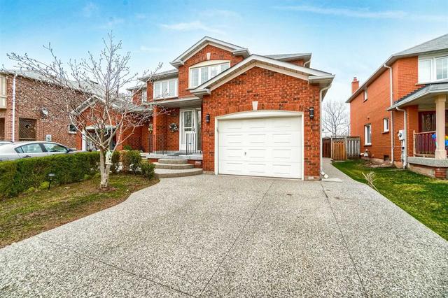 1214 Old Oak Dr, House semidetached with 3 bedrooms, 4 bathrooms and 5 parking in Oakville ON | Image 12