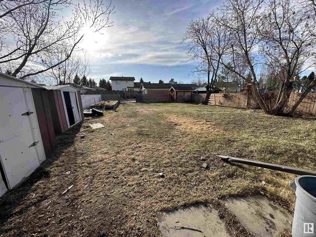 9514 101 St, House detached with 3 bedrooms, 2 bathrooms and null parking in Morinville AB | Image 6