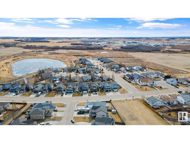 9604 91 St, House detached with 4 bedrooms, 3 bathrooms and null parking in Morinville AB | Image 48