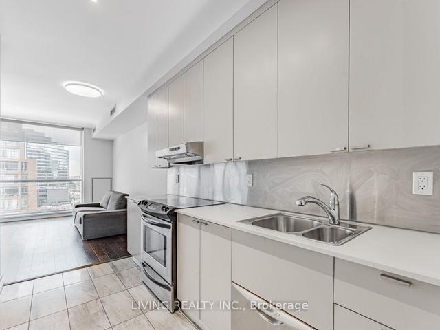 1523b - 111 Elizabeth St, Condo with 1 bedrooms, 1 bathrooms and 1 parking in Toronto ON | Image 23