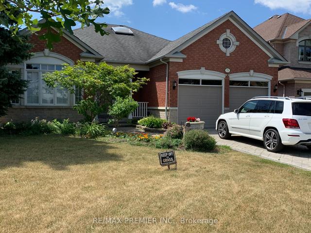 71 Gidleigh Park Cres, House detached with 3 bedrooms, 3 bathrooms and 6 parking in Vaughan ON | Image 12