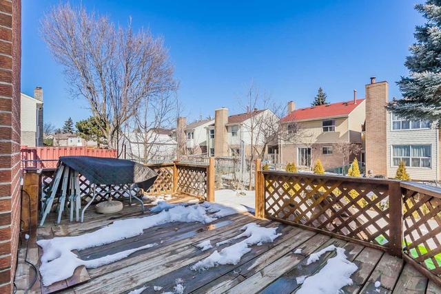81 Sandyhook Sq, House detached with 3 bedrooms, 4 bathrooms and 3 parking in Toronto ON | Image 26