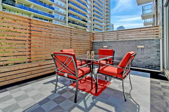 th5 - 101 Erskine Ave, Townhouse with 3 bedrooms, 4 bathrooms and 2 parking in Toronto ON | Image 35