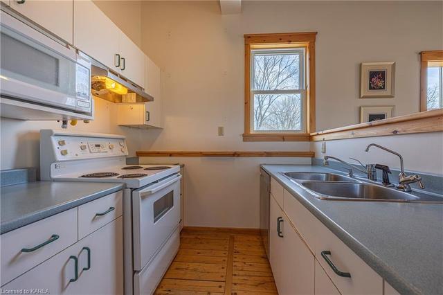 715 County Road 14, House detached with 2 bedrooms, 3 bathrooms and 40 parking in Stone Mills ON | Image 1
