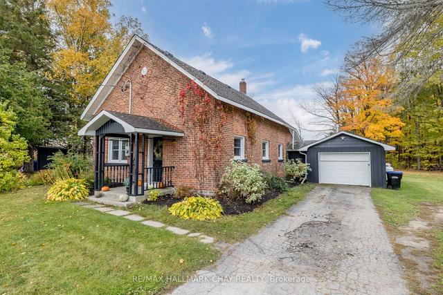 4180 Crosslands Rd, House detached with 3 bedrooms, 1 bathrooms and 6 parking in Tiny ON | Image 1