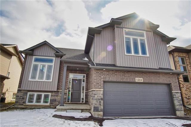 1213 Uppers Lane, House detached with 5 bedrooms, 3 bathrooms and 4 parking in Thorold ON | Image 1
